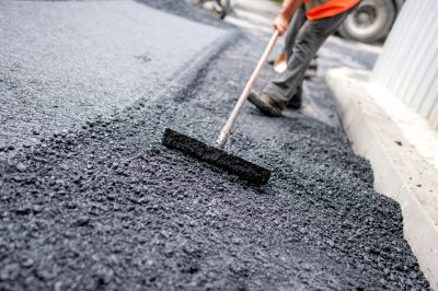 Professional Asphalt Paving Crew