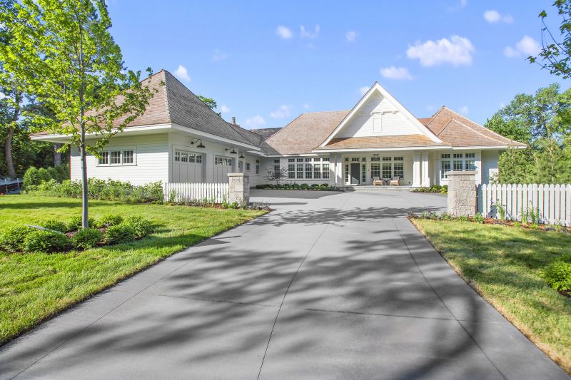 Tar And Chip Driveway Paving